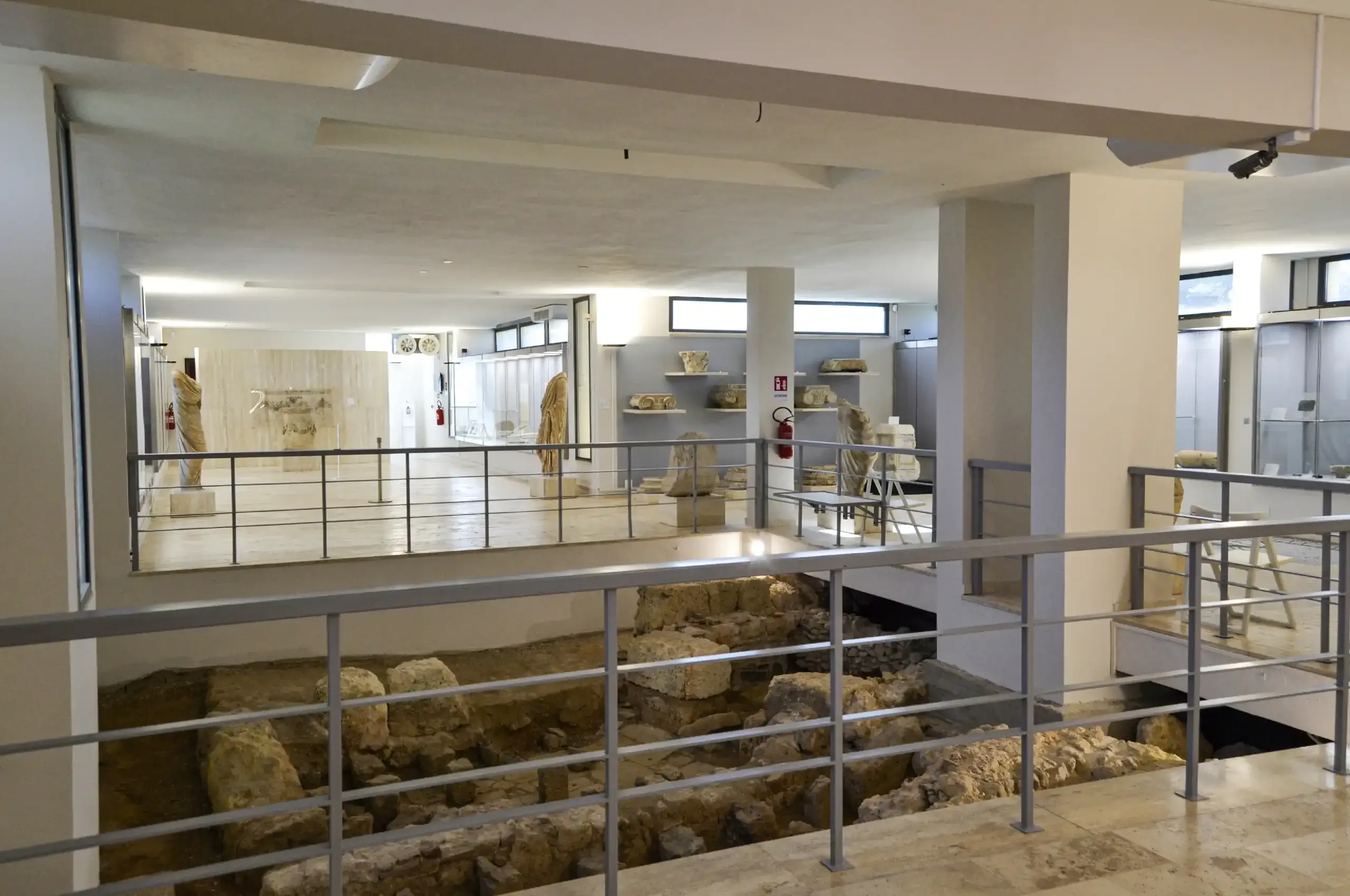Museo Antiquarium Porto Torres - Slide 1